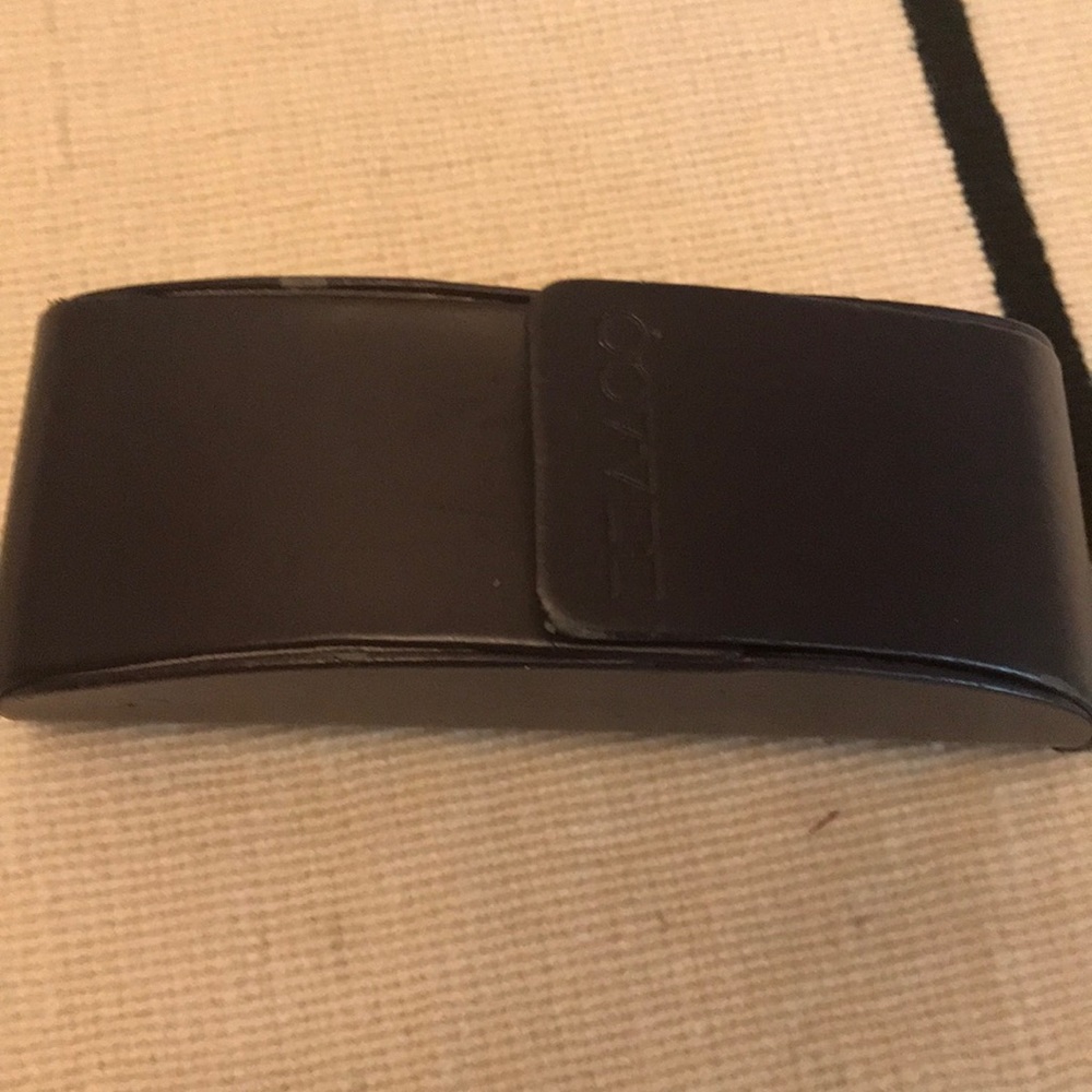 Oliver people’s sunglasses